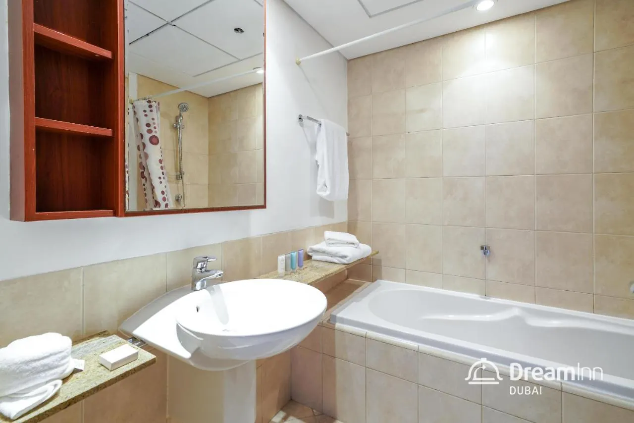 Dream Inn Apartments- Emaar Towers - Rega Al Buteen ドバイ アパート